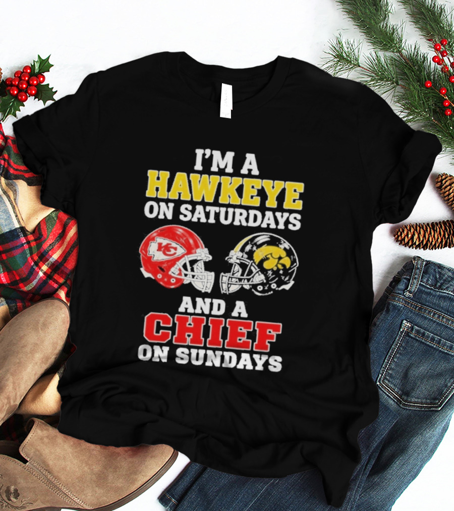 I'm A Hawkeye On Saturdays And A Chief On Sundays Helmet Head To Head T-Shirt
