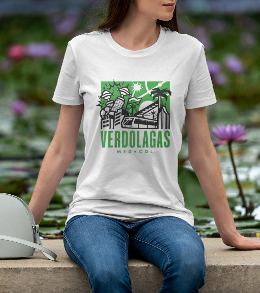 Verdolagas Med Col Medellín Paisa Culture Soccer Skyline Palm Trees T-Shirt