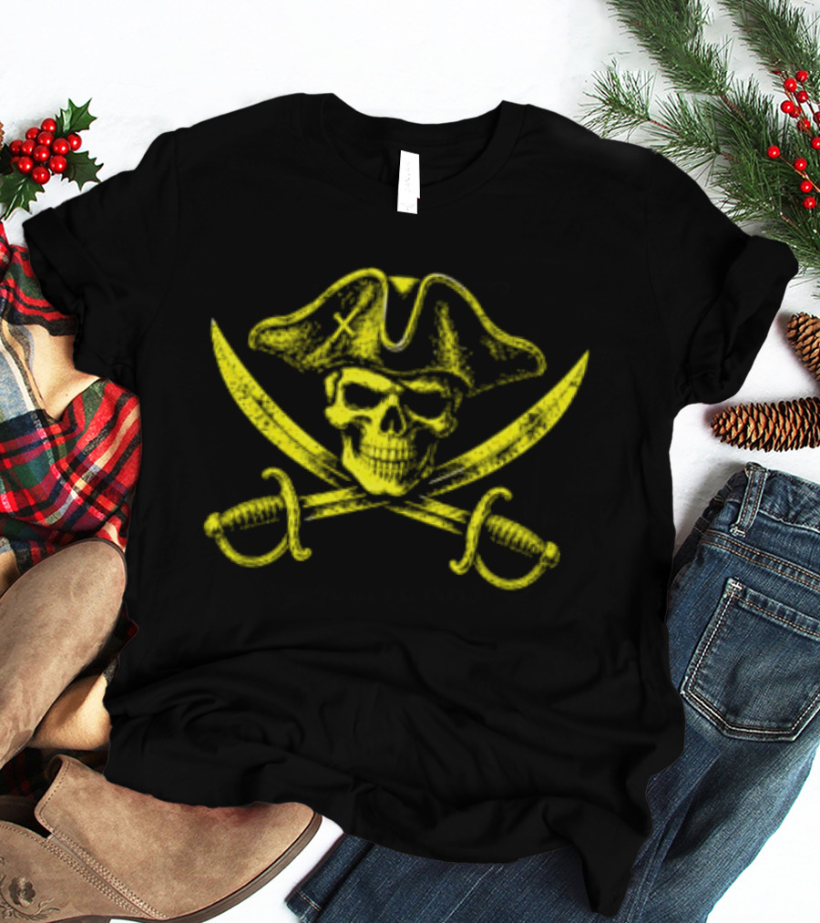 Pirate Skull Crossed Swords Crossbones Yellow T-Shirt