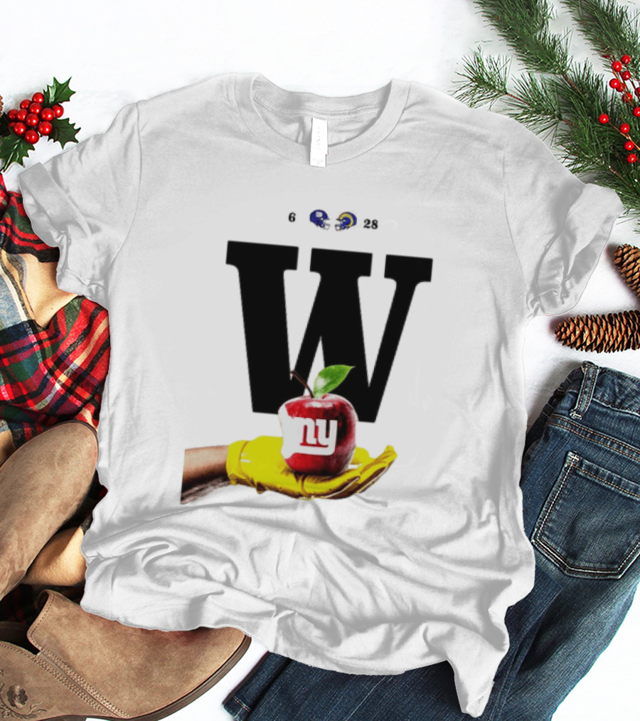 Los Angeles Rams W Over New York Giants Big Apple Victory T-Shirt