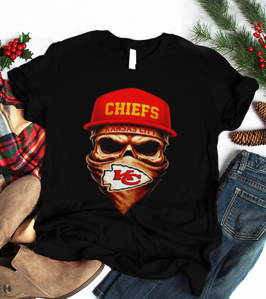 Kansas City Chiefs Skull Bandana KC T-Shirt