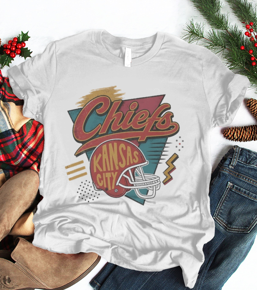 Kansas City Chiefs Game Day Retro Helmet T-Shirt