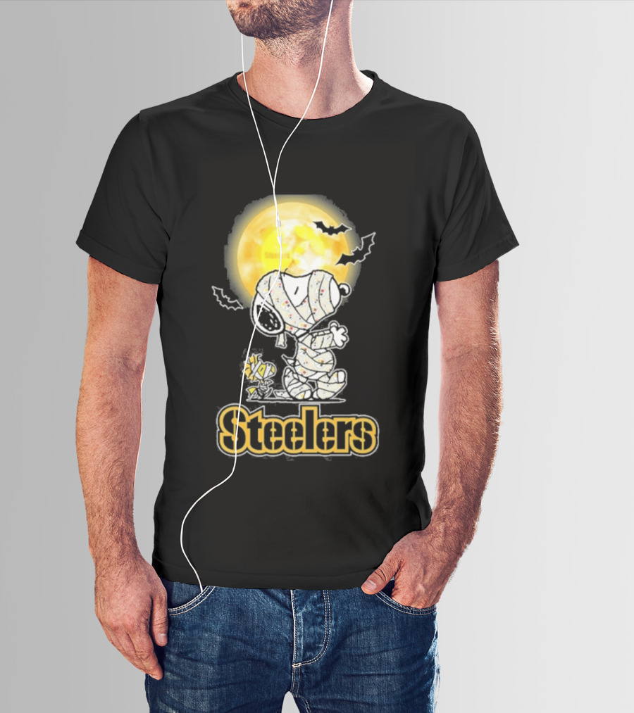 Pittsburgh Steelers Snoopy Halloween 2026 Holiday T-Shirt