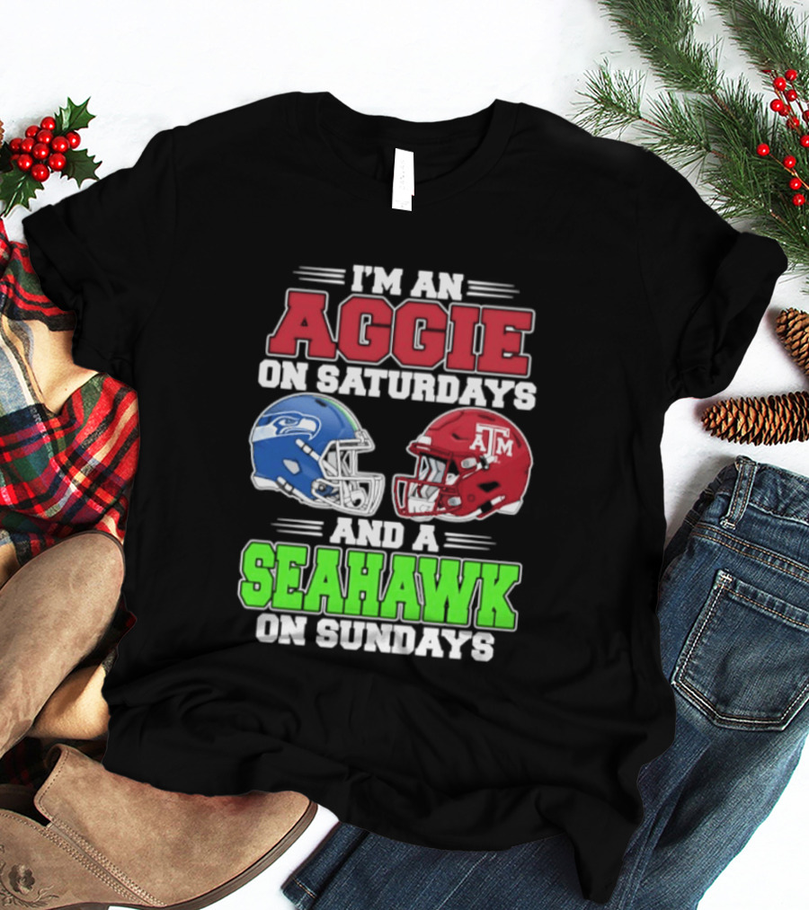 I'm An Aggie On Saturdays And A Seahawk On Sundays Football Helmets T-Shirt