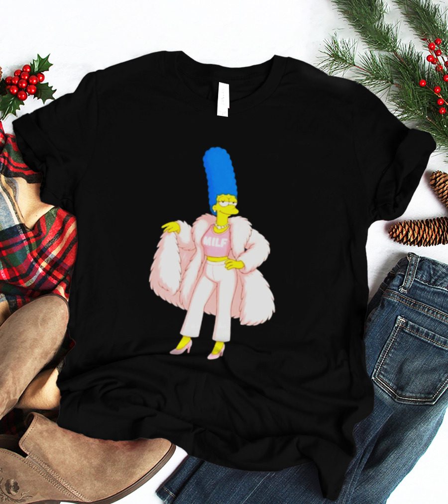 Marge Simpson Milf Pink Fur Coat The Simpsons Cartoon Iconic Character Fashion T-Shirt