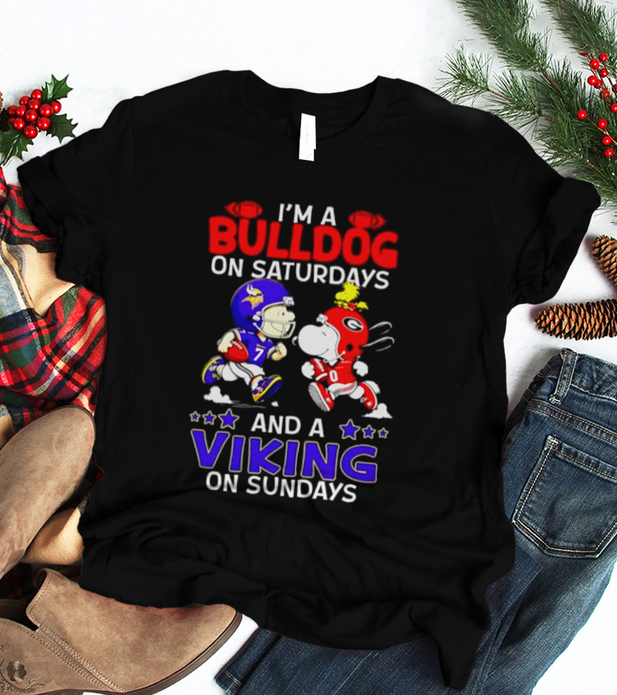I'm A Bulldog On Saturdays And A Viking On Sundays Football Peanuts T-Shirt