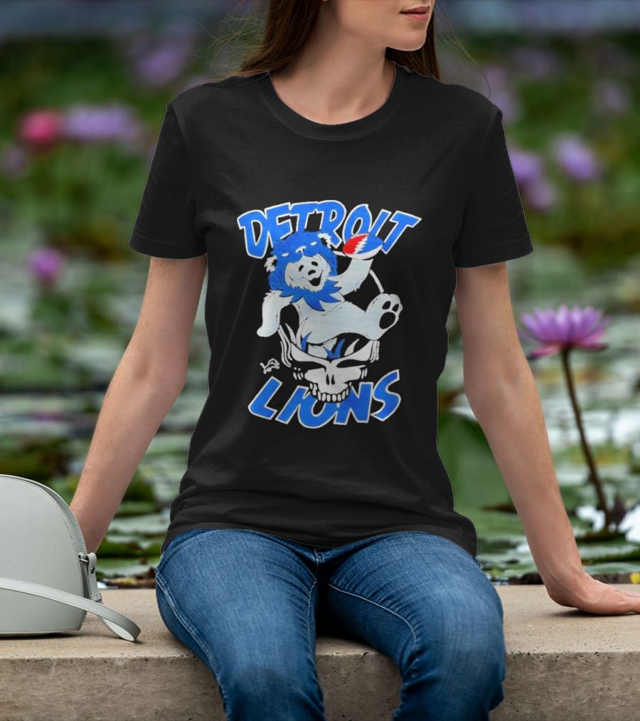 Detroit Lions Grateful Dead Bear With Skull T-Shirt