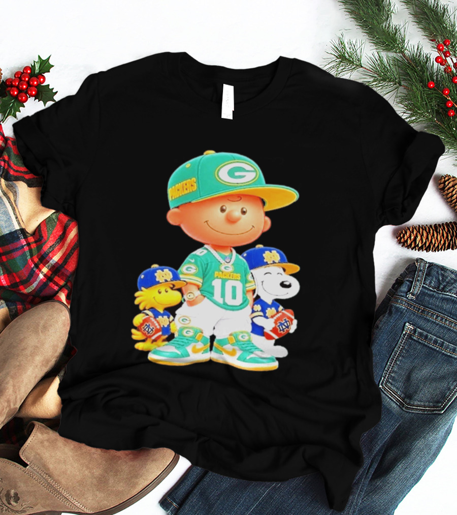 Peanuts Green Bay Packers Notre Dame Fighting Irish Football Characters Charlie Brown Snoopy Woodstock T-Shirt
