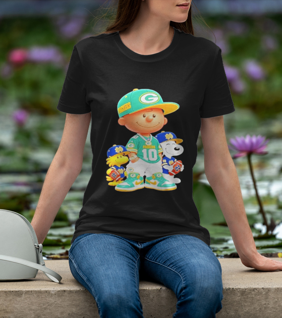 Peanuts Green Bay Packers Notre Dame Fighting Irish Football Characters Charlie Brown Snoopy Woodstock T-Shirt