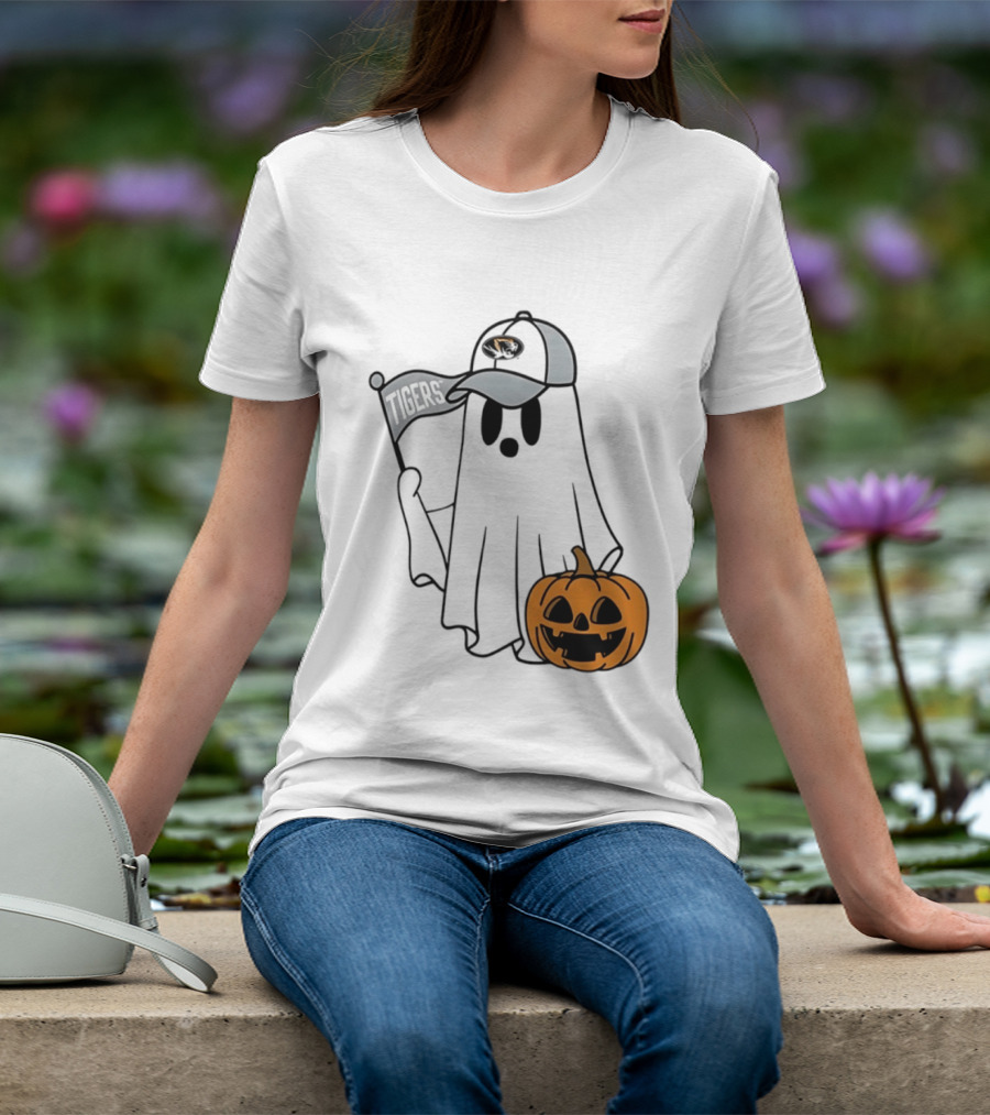 Missouri Tigers Halloween Ghost Pumpkin 2026 T-Shirt