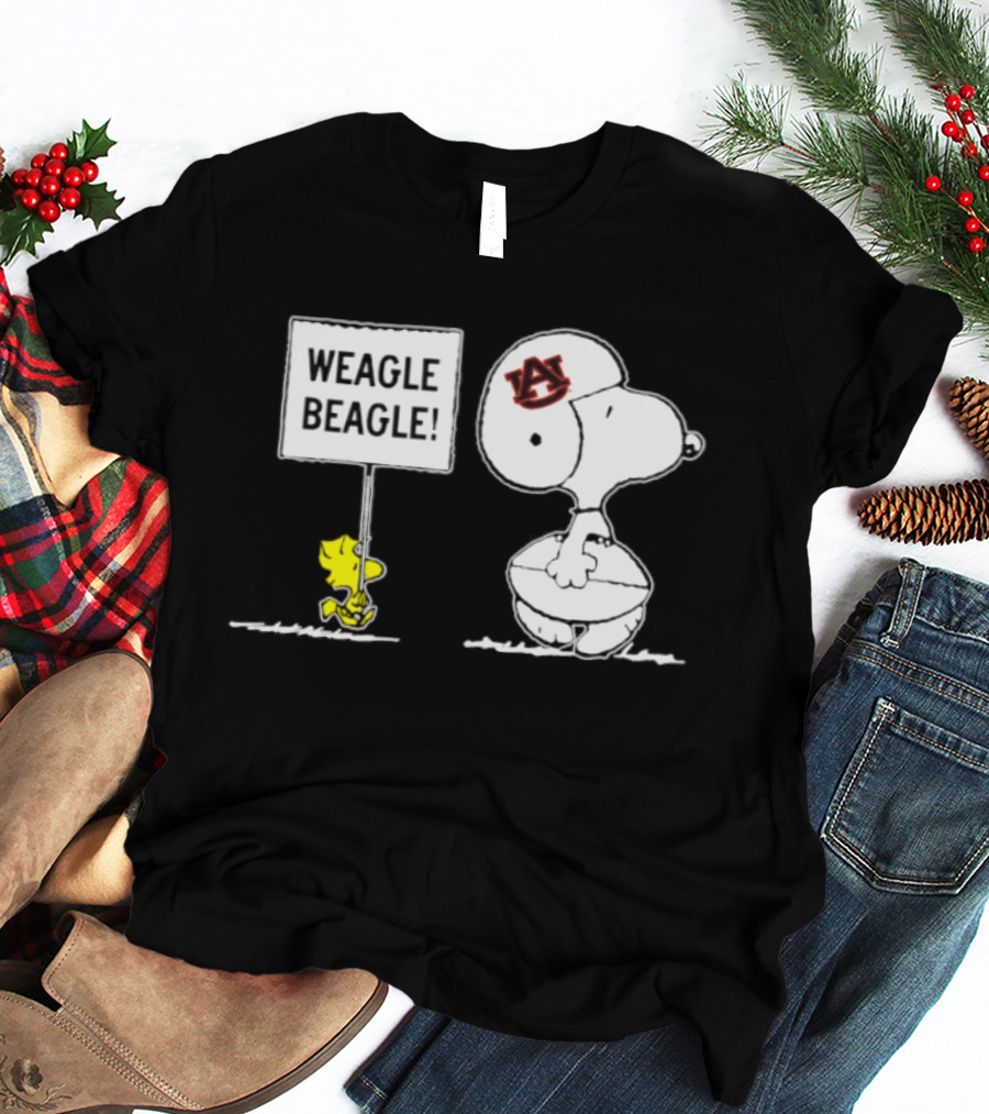 Snoopy Woodstock Auburn Tigers Weagle Beagle Football T-Shirt