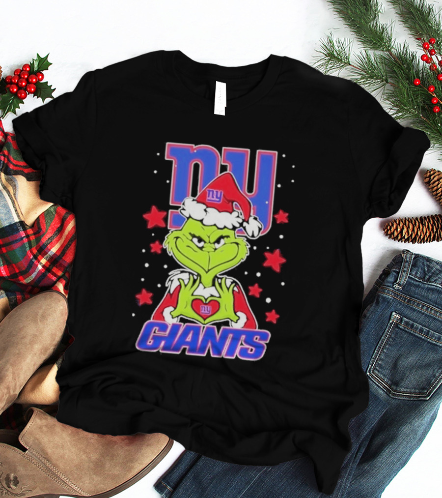 New York Giants Grinch Christmas Love Hands 2026 Football T-Shirt