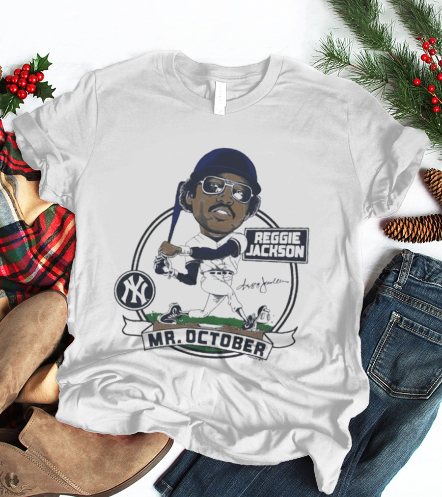 Yankees Reggie Jackson Mr. October Caricature Signature Art With NY Yankees T-Shirt