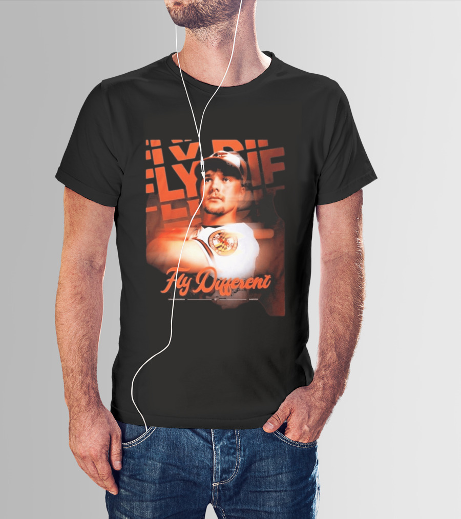Gunnar Henderson Orioles Fly Different Baltimore Baseball T-Shirt