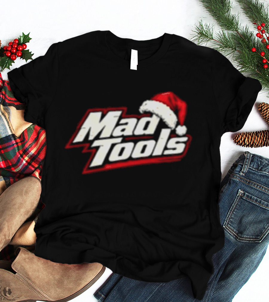 Mac Tools Christmas Santa Hat For Tool Lovers T-Shirt