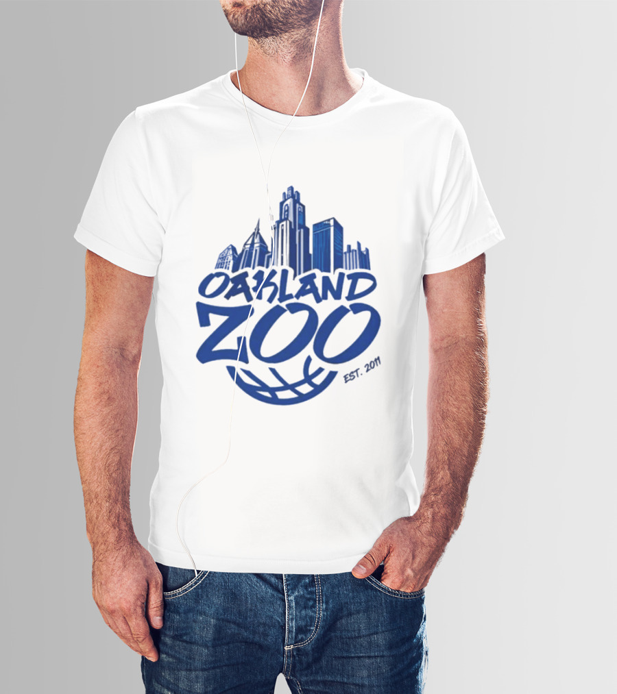 Pitt Panthers Oakland Zoo You Vs The Zoo Est 2001 T-Shirt