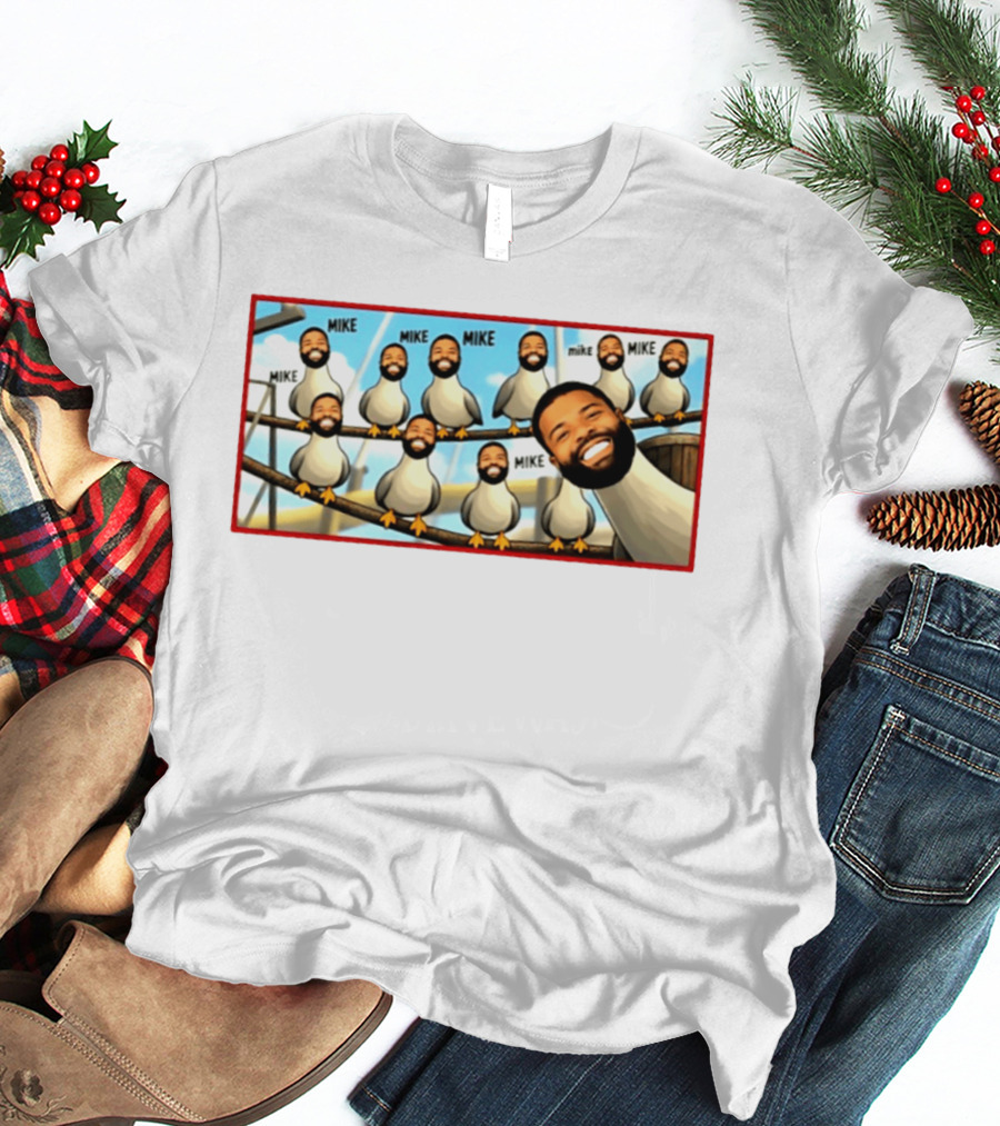 Trent Williams Mike Evans Meme Featuring Seagulls Repeating Mike San Francisco 49ers T-Shirt