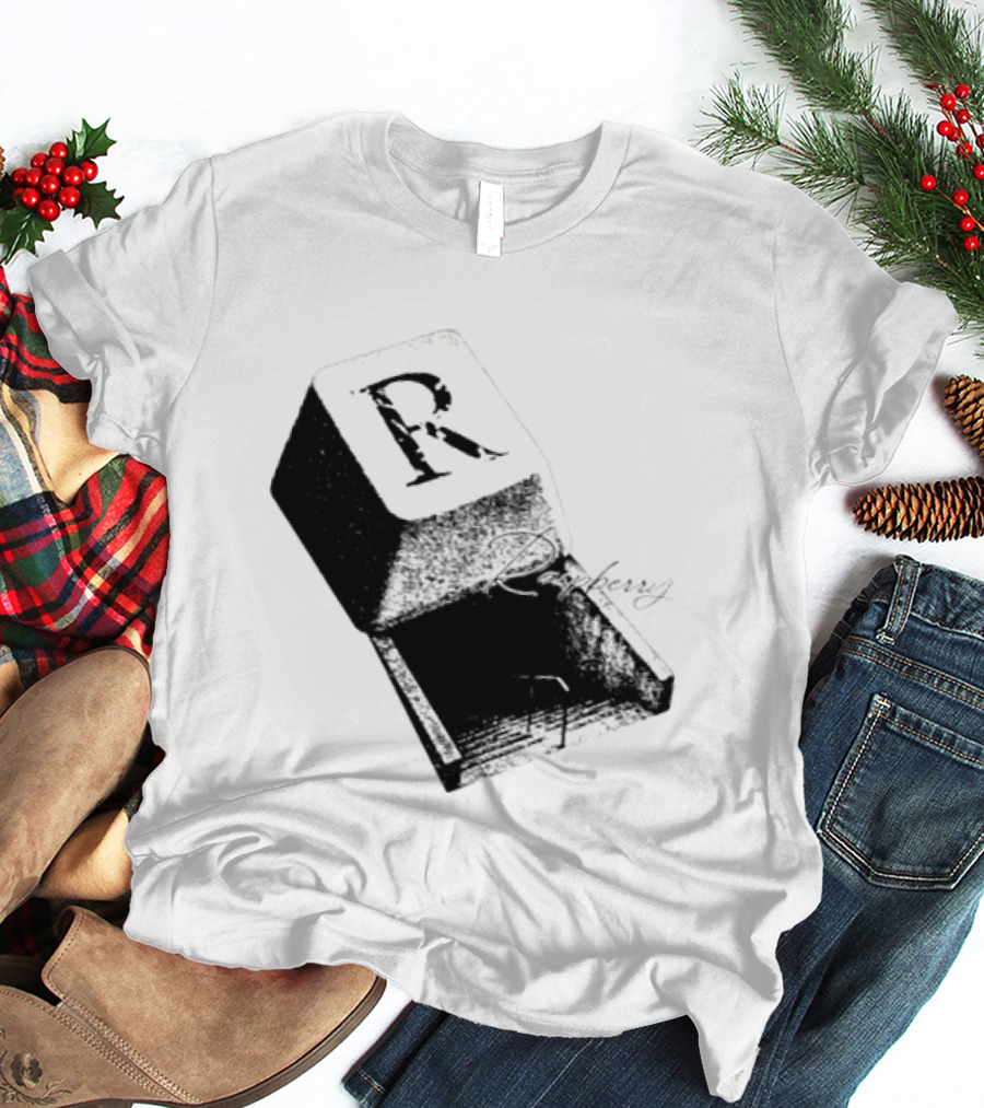 R Raspberry Minimalist Keyboard Key Block T-Shirt