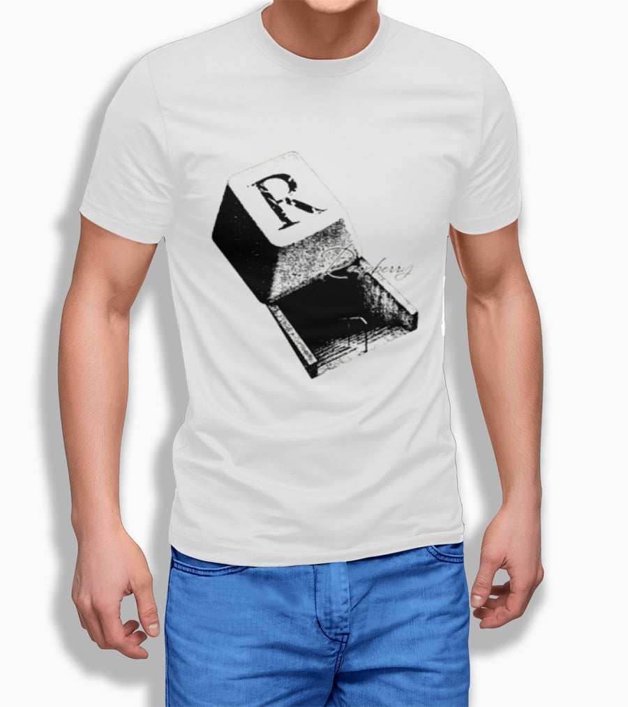 R Raspberry Minimalist Keyboard Key Block T-Shirt