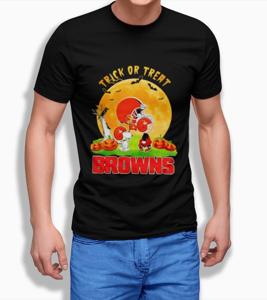 Cleveland Browns Peanuts Trick Or Treat Halloween 2026 T-Shirt