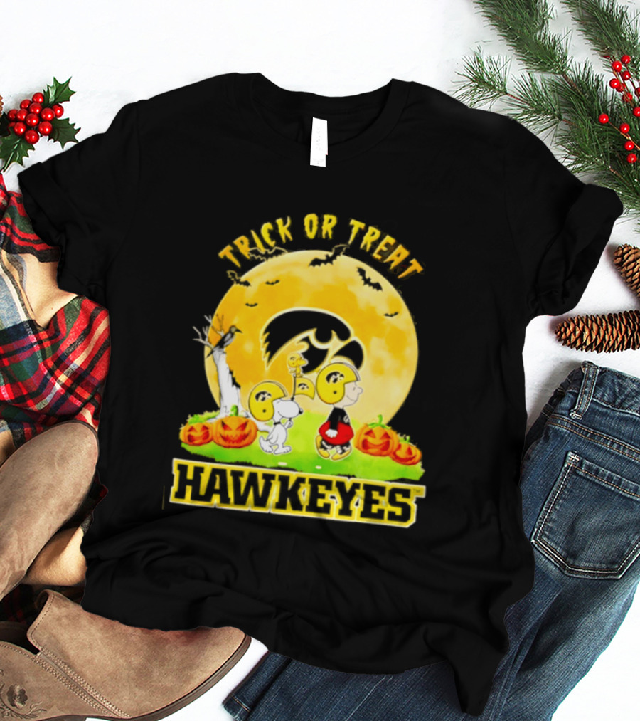 Halloween Trick Or Treat Hawkeyes Peanuts Abbey Road 2026 T-Shirt