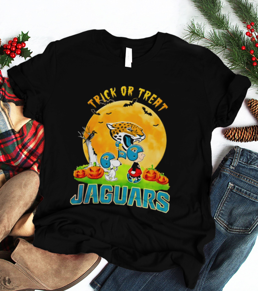 Trick Or Treat Jacksonville Jaguars Peanuts Halloween Abbey Road 2026 T-Shirt