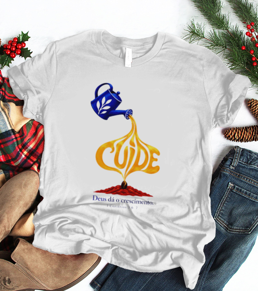 Cuide Deus Dá O Crescimento 1 Coríntios 3 6 7 Watering Can T-Shirt