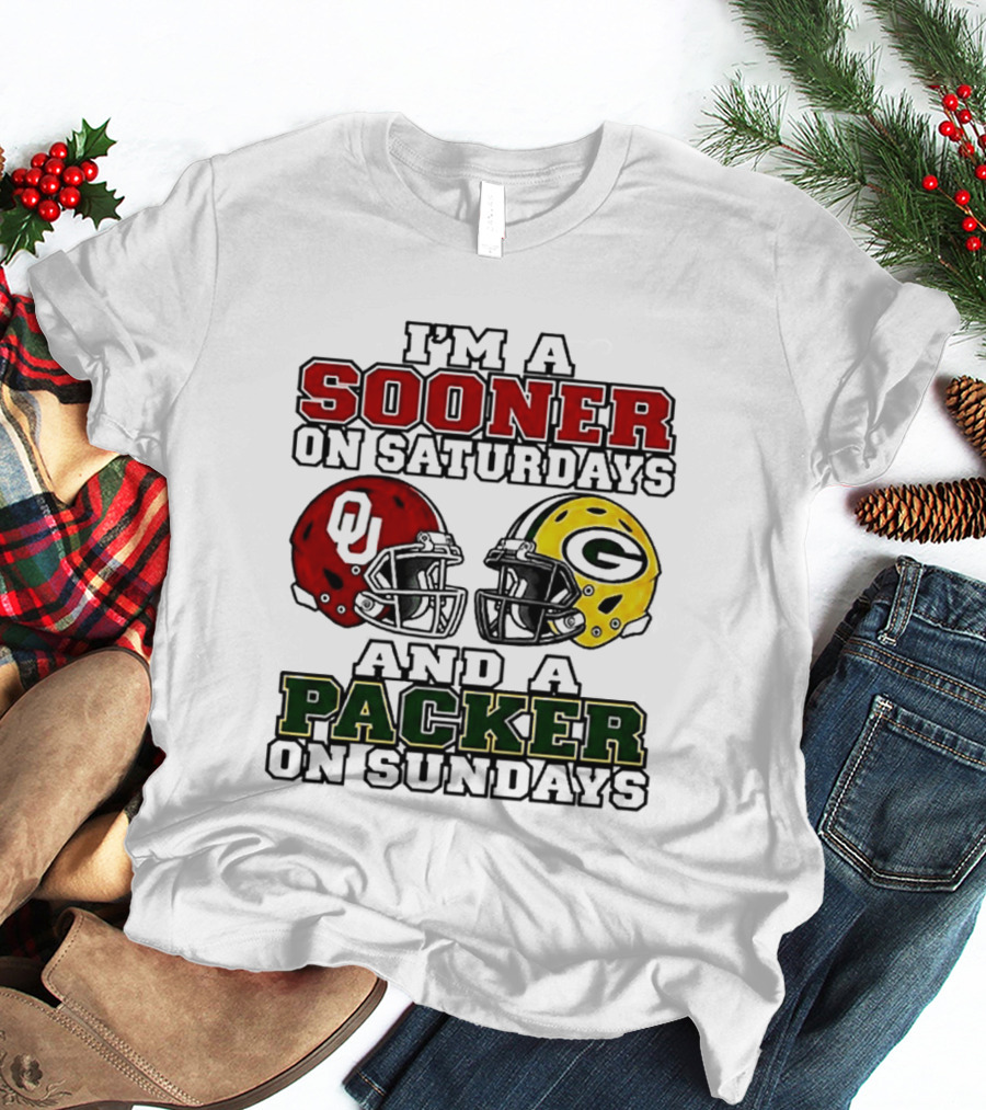 I'm A Sooner On Saturdays And A Packer On Sundays OU Green Bay Helmets 2026 T-Shirt