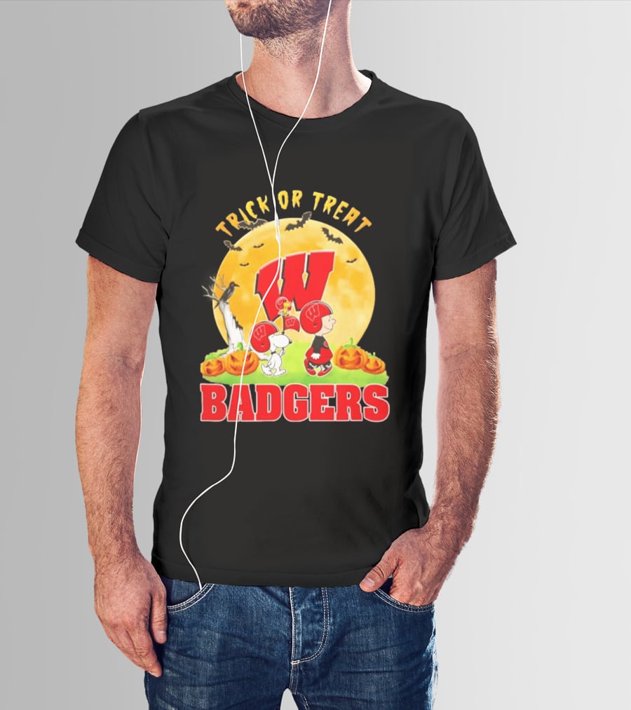 Wisconsin Badgers Peanuts Trick Or Treat Halloween 2026 T-Shirt