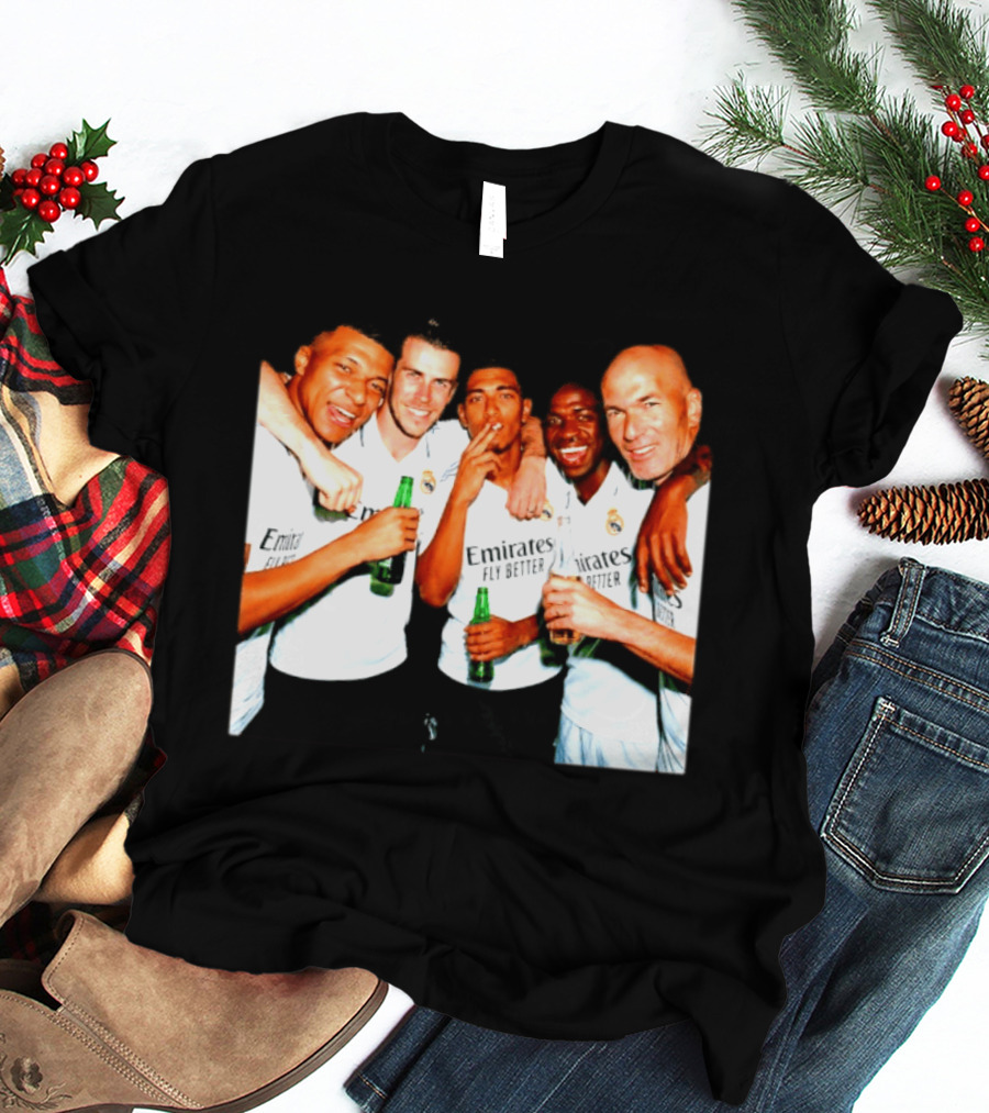 Real Madrid FC Mbappé Bale Bellingham Vinícius Zidane Middle Finger Beer Smoking T-Shirt
