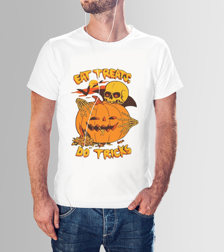 Eat Treats Do Tricks Skeleton And Pumpkin Halloween 2026 T-Shirt