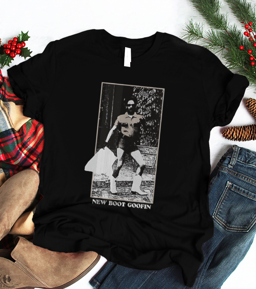 New Boot Goofin Comedy Central 2 Sided Retro Cowboy Boot Humor T-Shirt