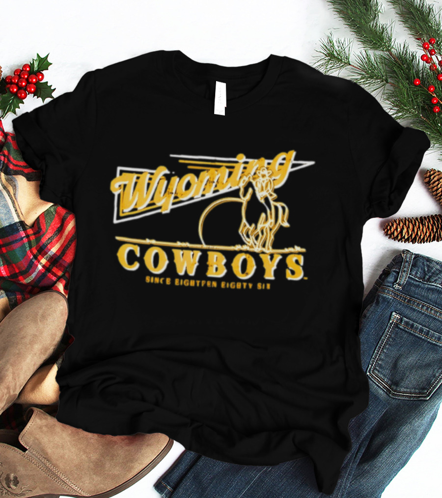 Wyoming Cowboys Since Eighteen Eighty Six Vintage Cowboy Riding T-Shirt