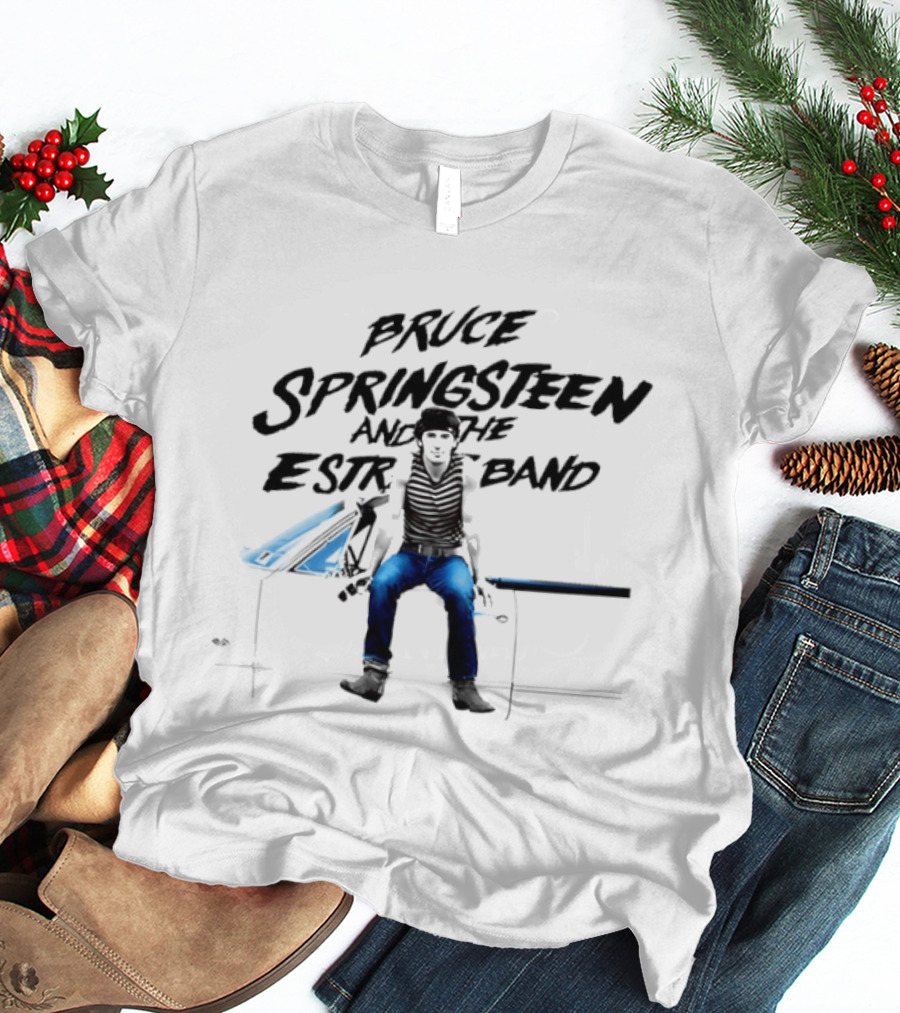 Bruce Springsteen And The E Street Band Photo Vintage Style Sitting On Car T-Shirt