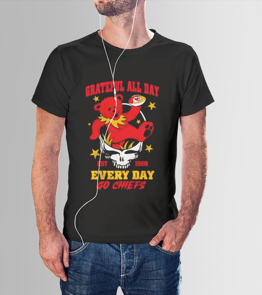 Grateful All Day Every Day Go Chiefs Est 1960 Kansas City Chiefs X Grateful Dead T-Shirt