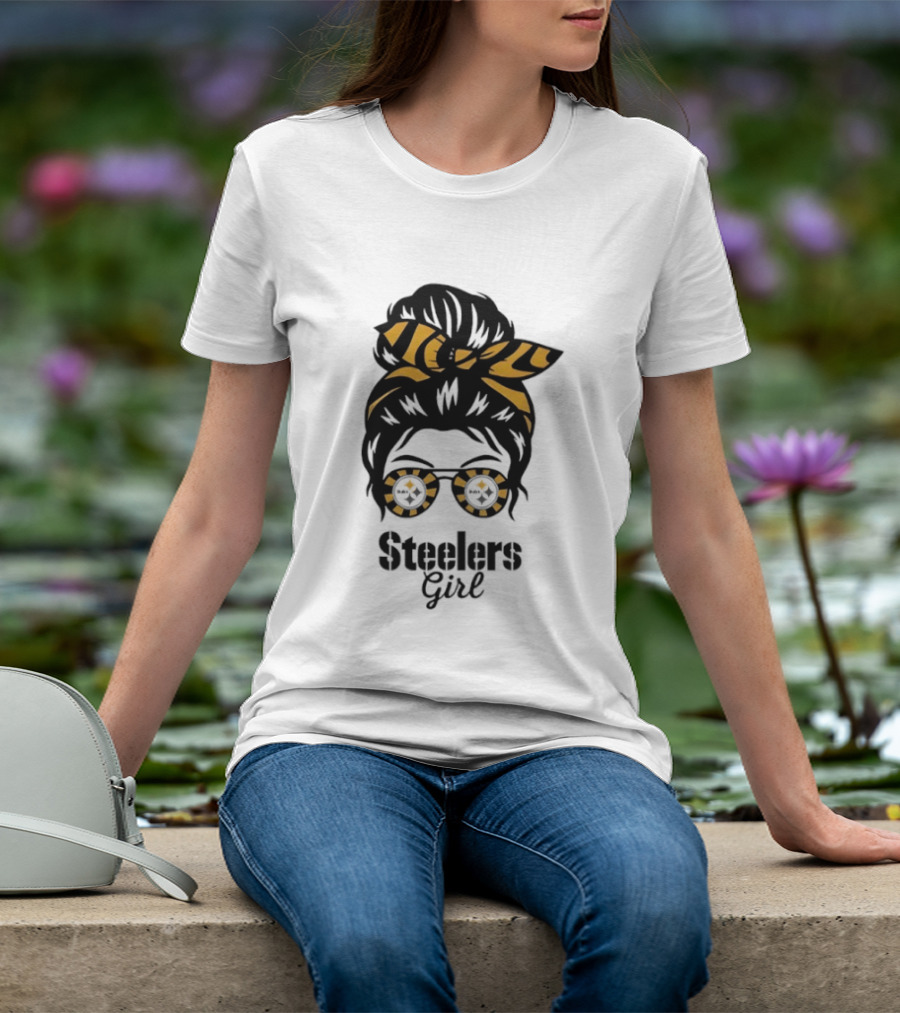 Pittsburgh Steelers Girl Messy Bun Glasses Black Gold Fan T-Shirt