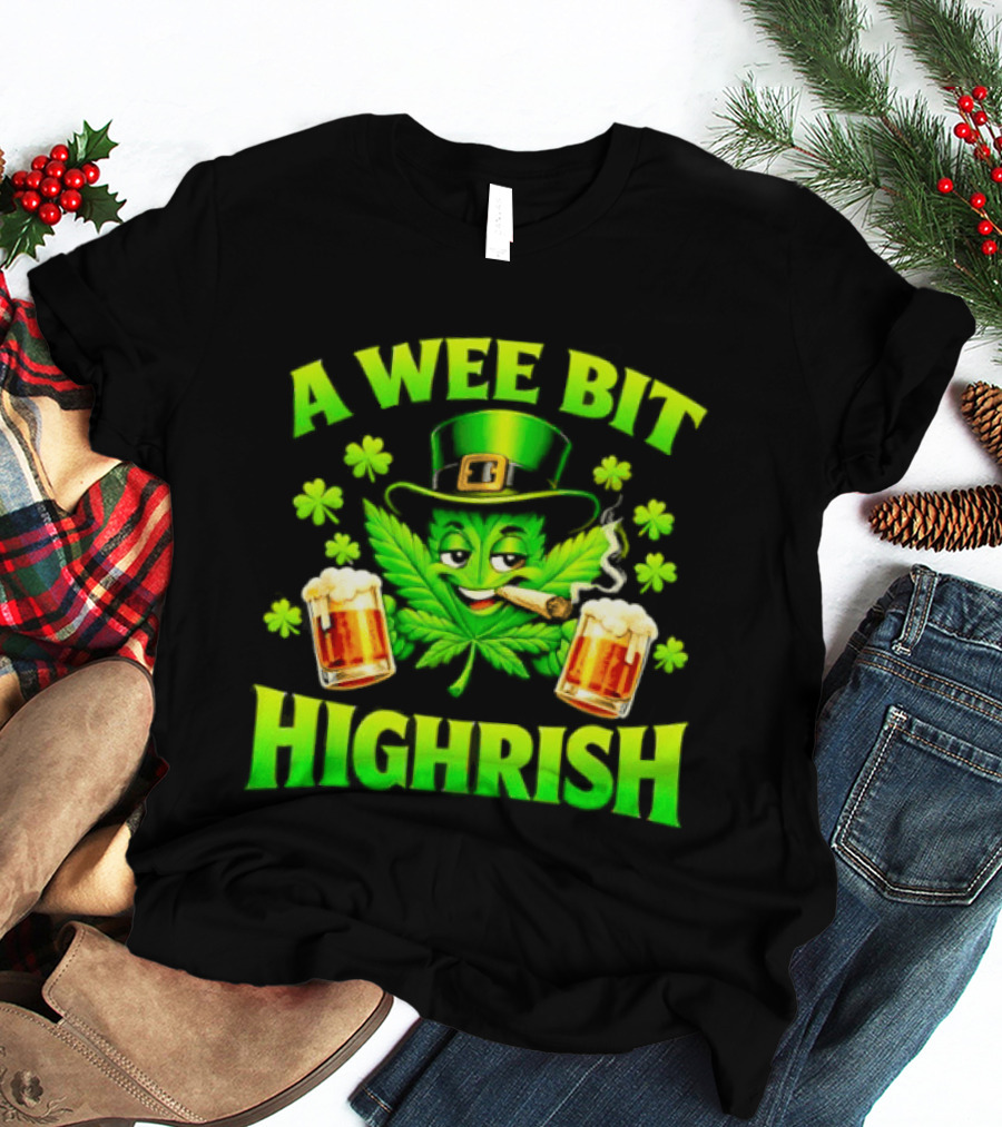 A Wee Bit Highrish St Patrick's Day Smoking Leprechaun Beer Shamrock T-Shirt