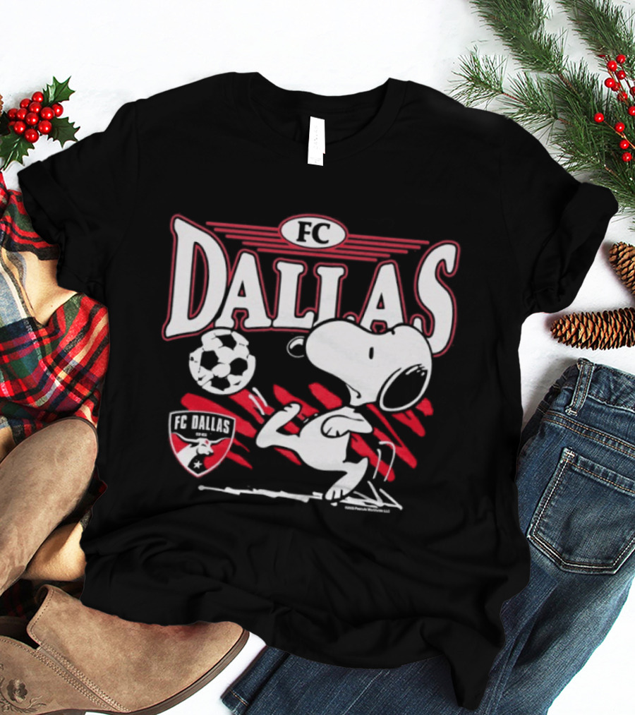 Peanuts Snoopy FC Dallas Soccer Collaboration T-Shirt