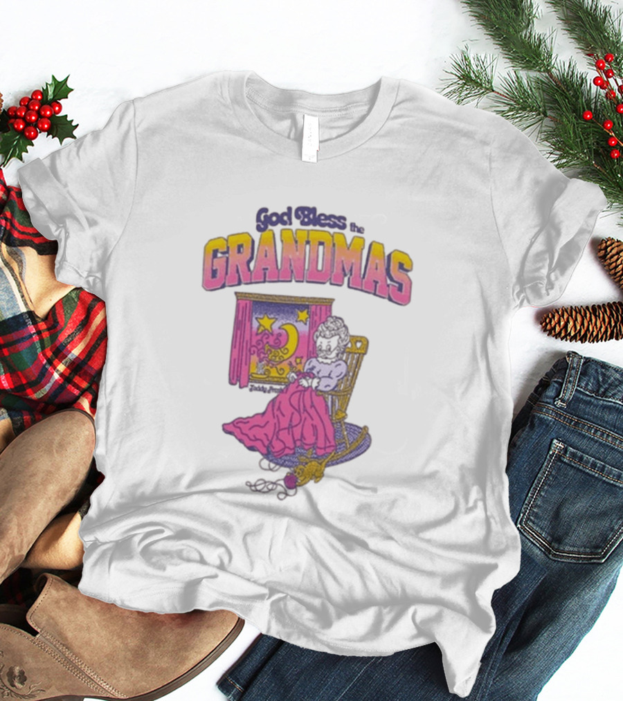 God Bless The Grandmas Teddy Fresh Cozy Grandma Rocking Chair Moon And Stars T-Shirt