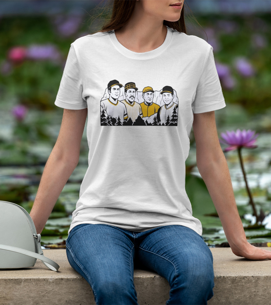 Pittsburgh Pirates Legends Roberto Clemente Willie Stargell Honus Wagner Bill Mazeroski T-Shirt