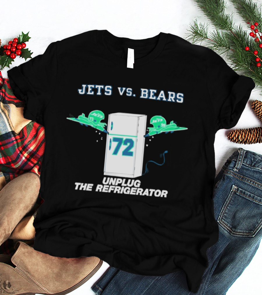 Jets Vs Bears Unplug The Refrigerator 72 Helmets Clash T-Shirt