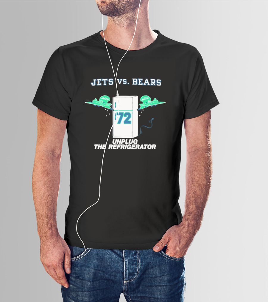 Jets Vs Bears Unplug The Refrigerator 72 Helmets Clash T-Shirt