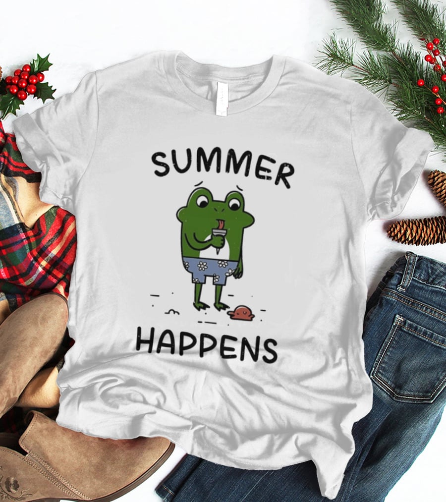 Frog Enjoying Ice Cream Summer Happens Fun Scene T-Shirt