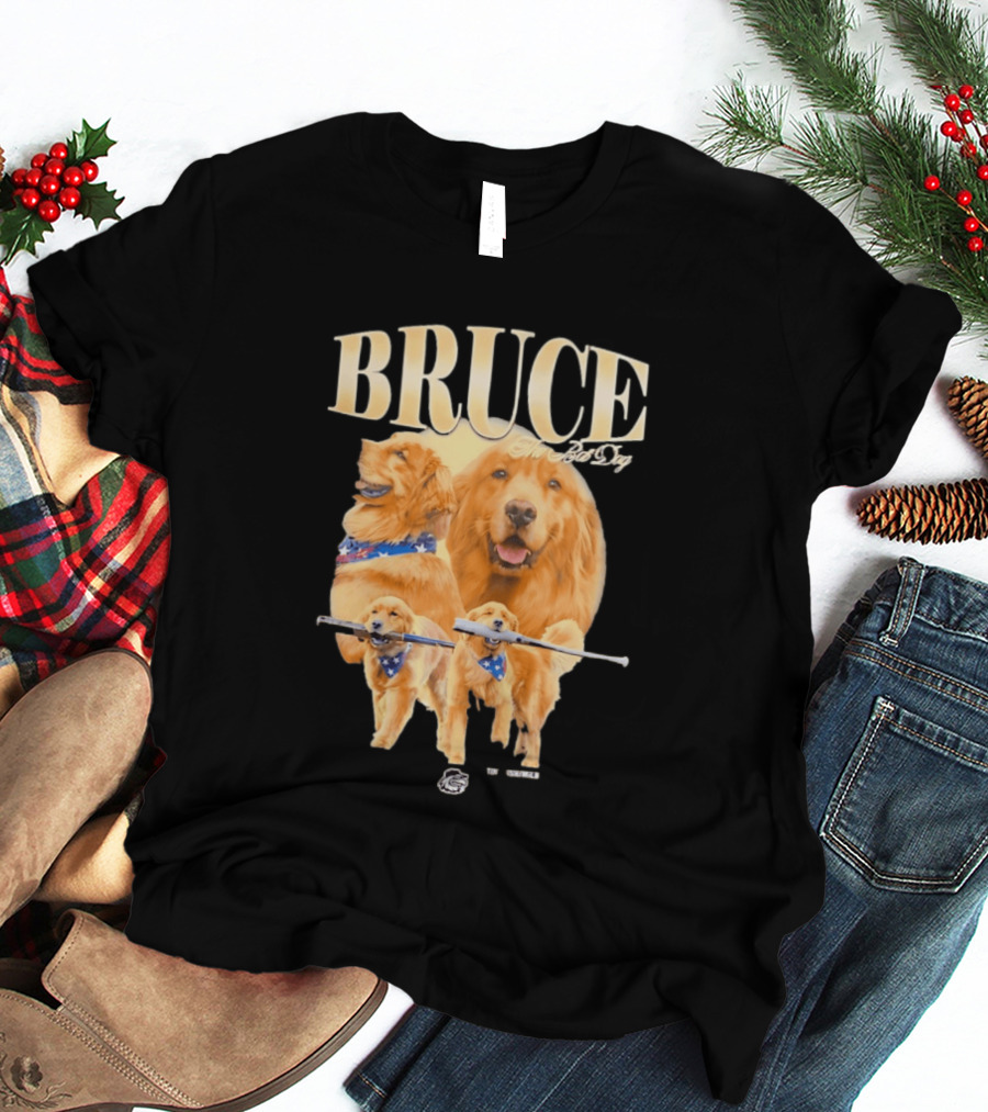Bruce The Bat Dog Rochester Red Wings Baseball Golden Retriever T-Shirt