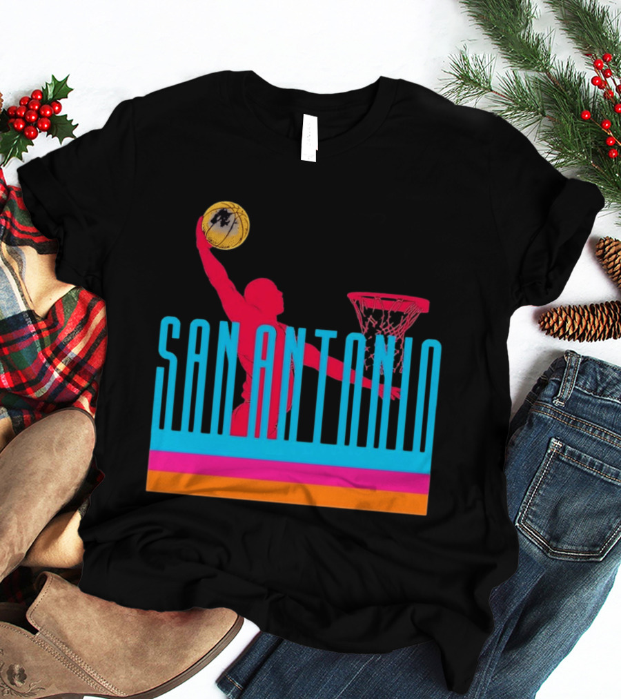 San Antonio Basketball Dunking Pink T-Shirt