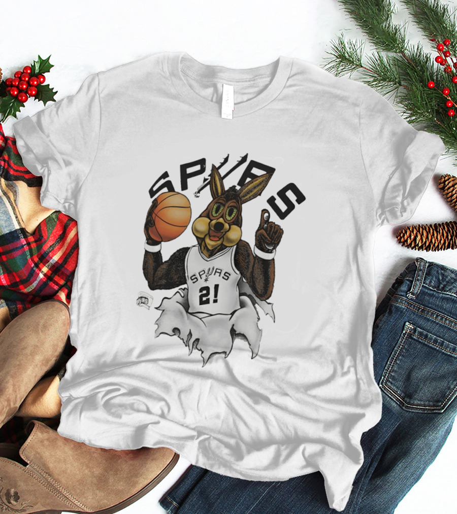 Coyote 21 Tim Duncan San Antonio Spurs Basketball Silver Breakthrough 2026 T-Shirt