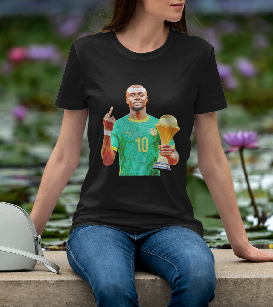 Sadio Mane Number 10 Senegal Jersey Holding Trophy Middle Finger T-Shirt