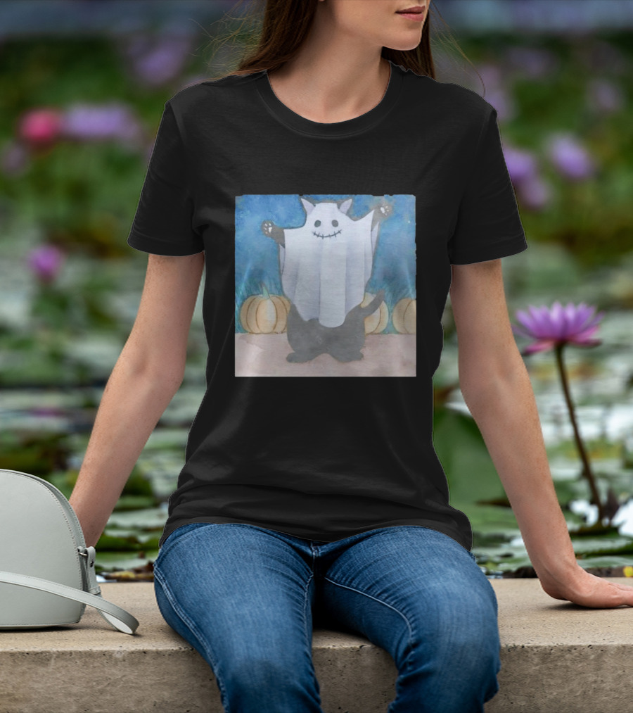 Spooky Black Cat In Ghost Costume With Pumpkins Halloween T-Shirt