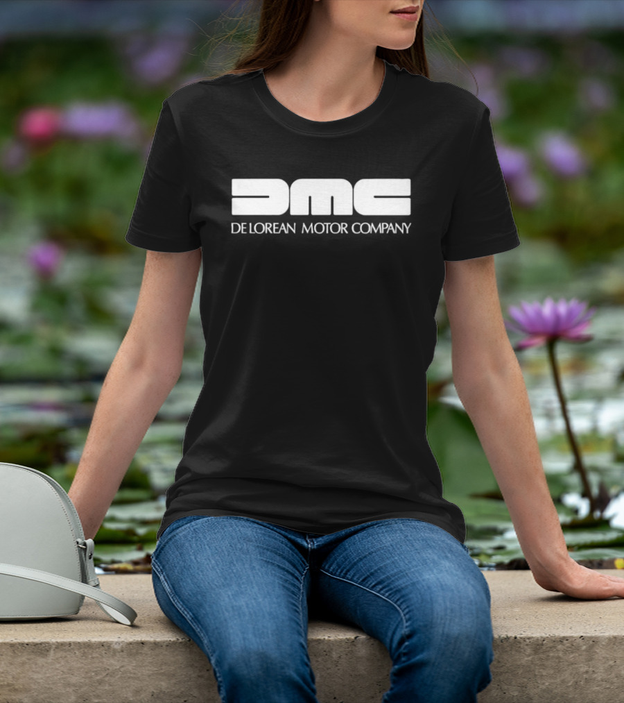 Delorean Motor Company DMC Retro Style Automotive Branding T-Shirt