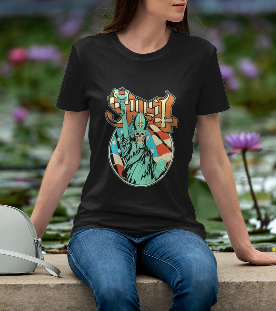 Ghost Statue Of Liberty Skeleton Torch Metal Band T-Shirt